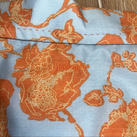 RARE Patagonia Floral Flower Print Short Sleeve With Zipper Front SZ Large. - Picture 5 of 9